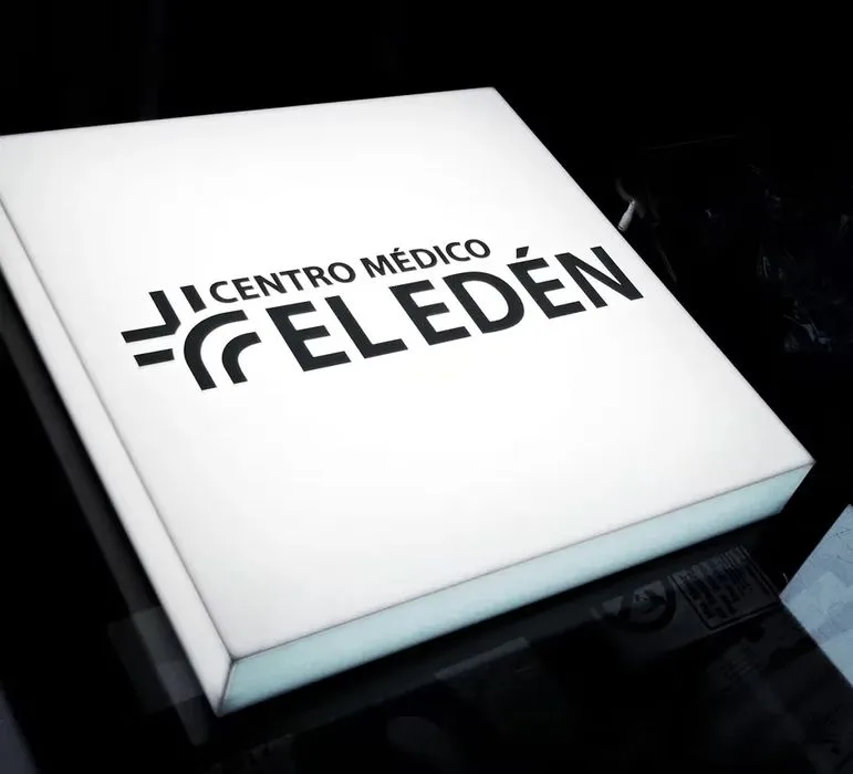 Centro Médico caja luz