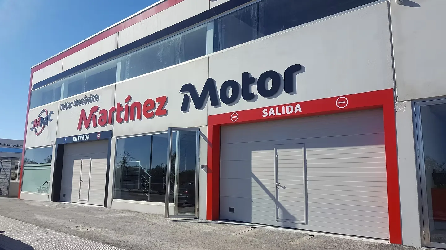 Martínez Motor fachada